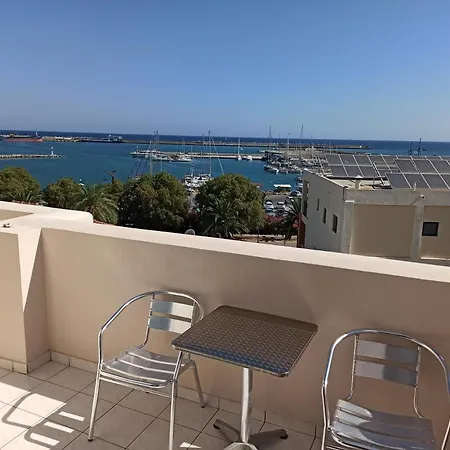 Thiseas Appartement *